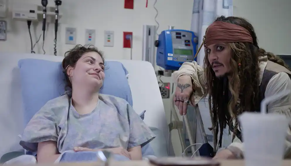 Johnny Depp as Jack Sparrow visiting a children’s hospital