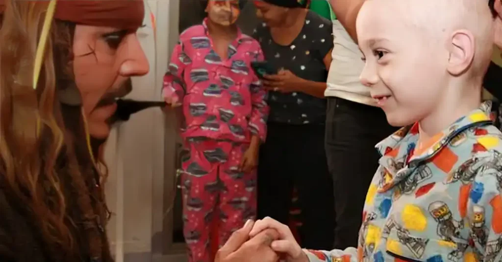 Johnny Depp as Jack Sparrow visiting a children’s hospital